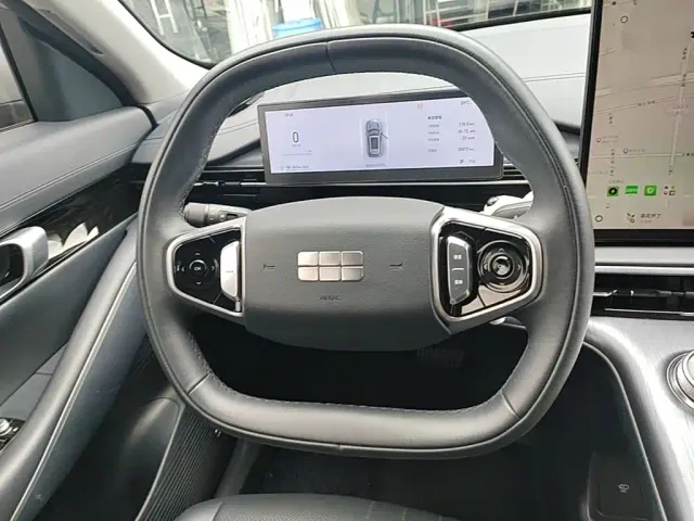 Geely Galaxy E5 — Фото автомобиля 10