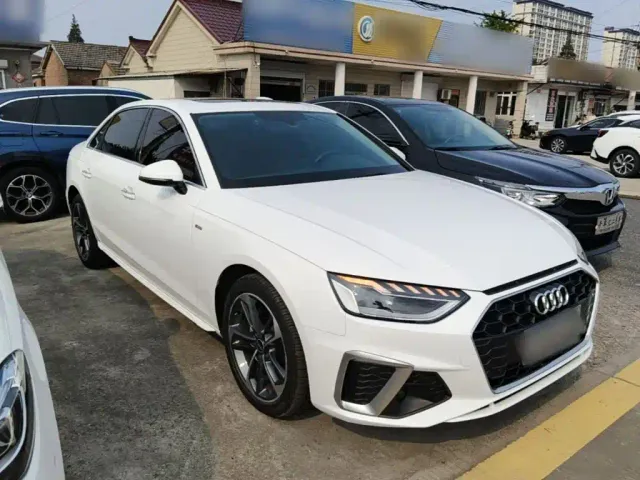 Audi A4L — Фото автомобиля 3