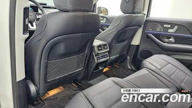 Mercedes-Benz GLE-Class — Фото автомобиля 23