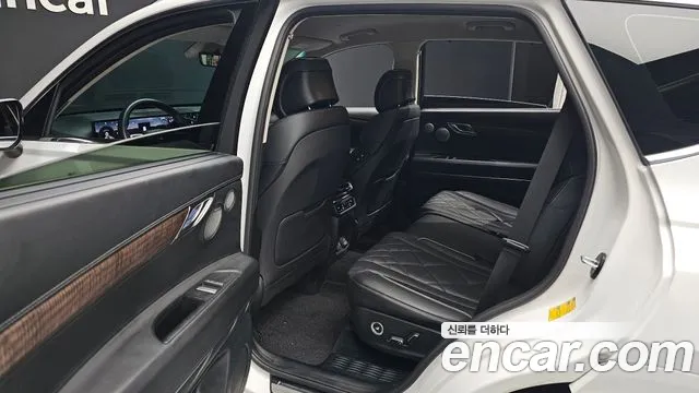 Genesis GV80 2.5T Бензин AWD — Фото автомобиля 12