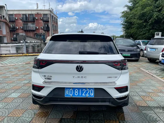 Volkswagen T-Roc — Фото автомобиля 14