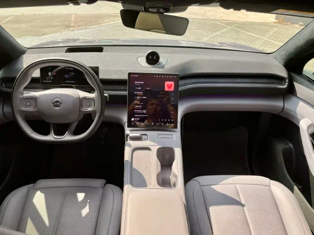 Nio EC6 — Фото автомобиля 19