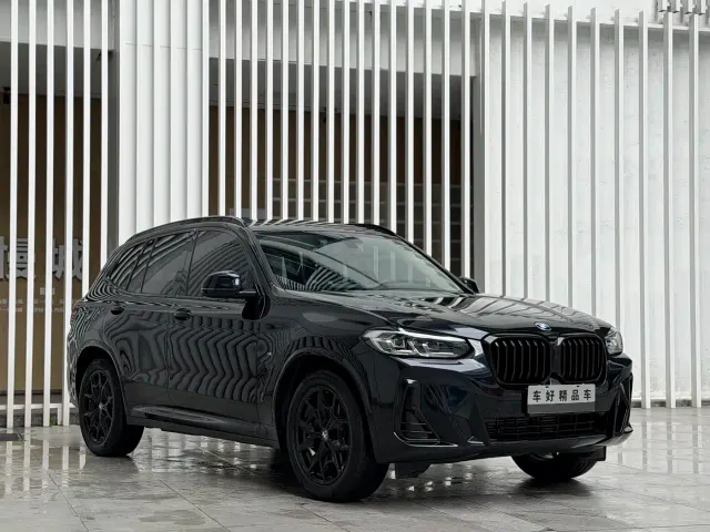 BMW X3 — Фото автомобиля 3