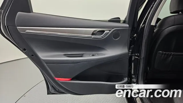 Hyundai Grandeur Новый Grandeur IG 3.0 LPi (Для проката) — Фото автомобиля 25