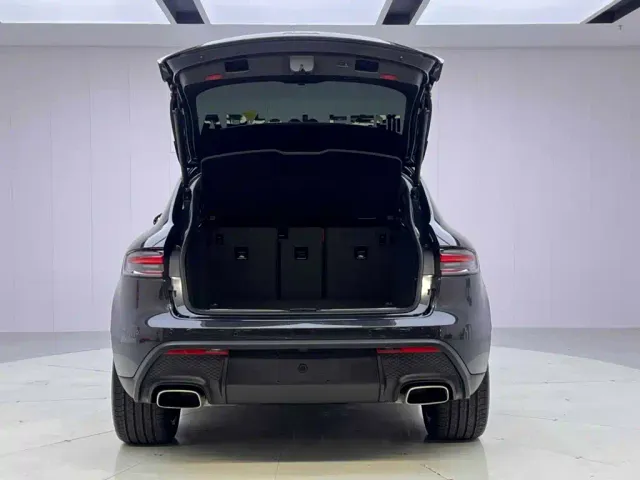 Porsche Macan — Фото автомобиля 9