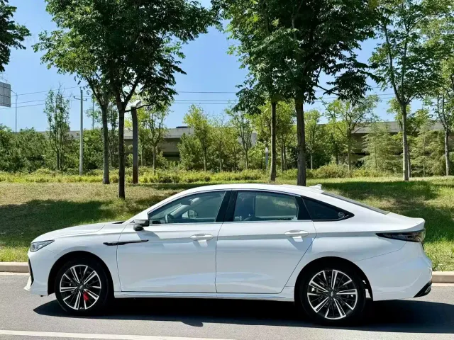 Chery Arrizo 8 PRO — Фото автомобиля 3