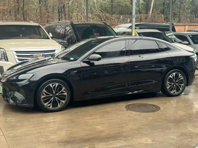 BYD Seal — Фото автомобиля 3