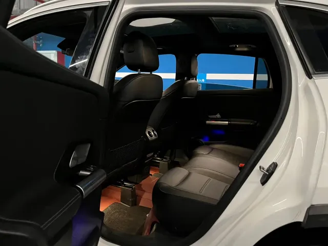 Mercedes-Benz GLA-Class — Фото автомобиля 12