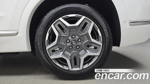 Hyundai Santafe — Фото автомобиля 18
