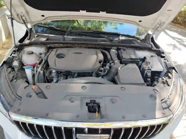 Geely Emgrand — Фото автомобиля 16