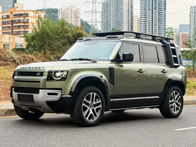 Фотография автомобиля — Land Rover Defender