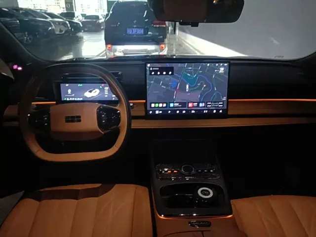 Geely Galaxy Xingyao 8 — Фото автомобиля 5