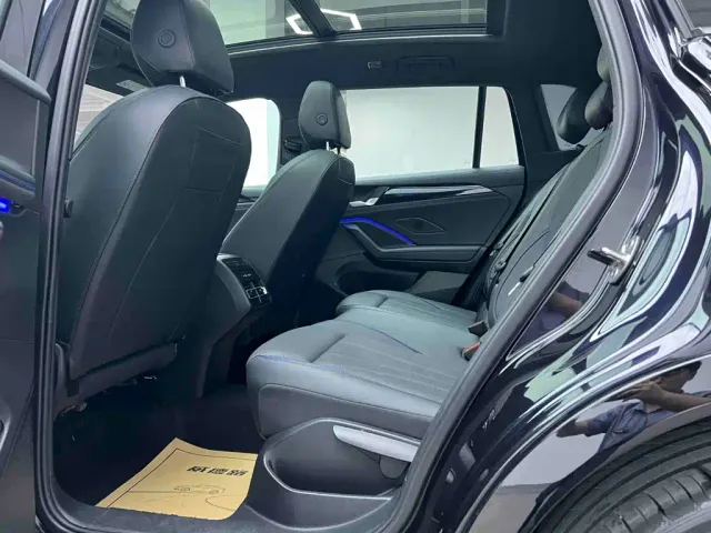 Volkswagen Tiguan L — Фото автомобиля 25