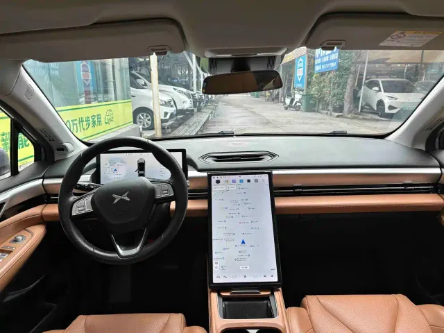 Xpeng P5 — Фото автомобиля 6