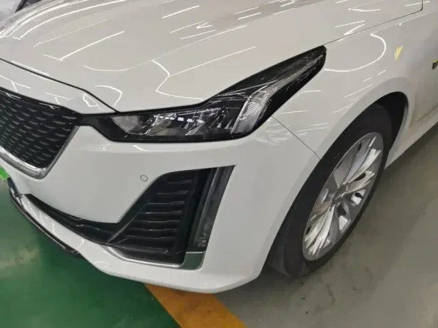 Cadillac CT5 — Фото автомобиля 23