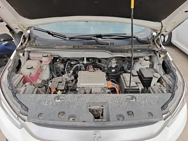 BYD Yuan Pro — Фото автомобиля 19