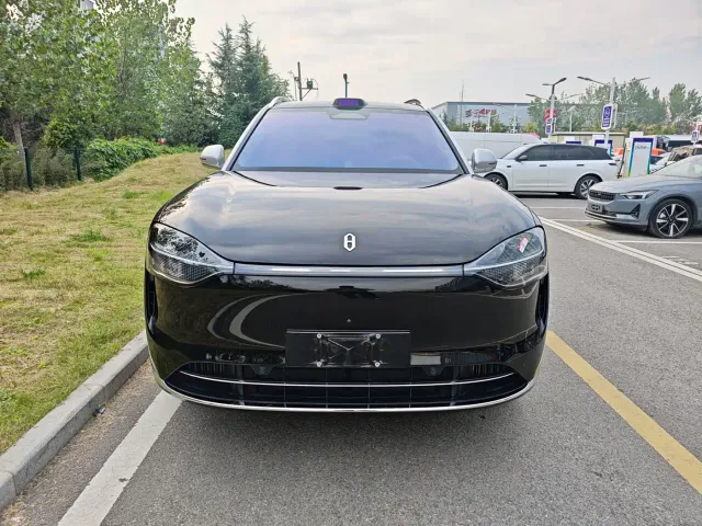 Aito M9 — Фото автомобиля 2