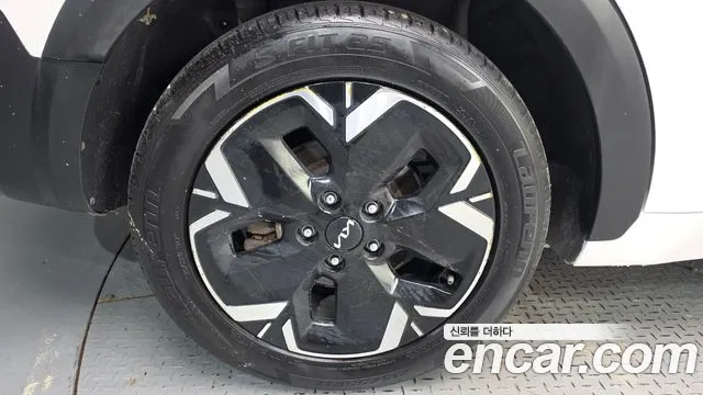 Kia Niro — Фото автомобиля 5