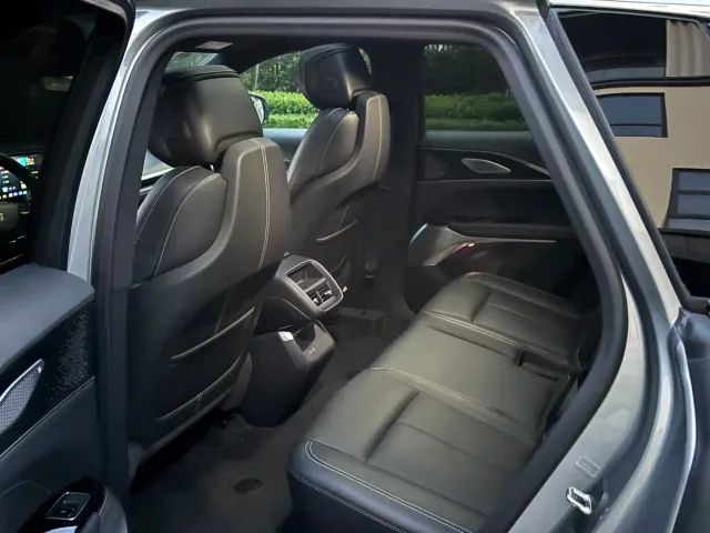 Cadillac Lyriq — Фото автомобиля 6