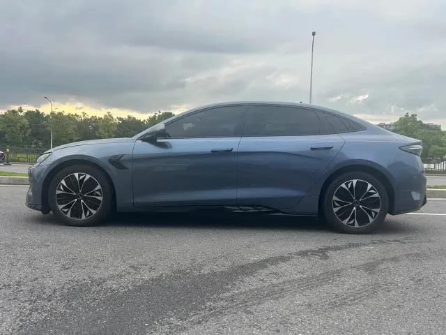 BYD Seal — Фото автомобиля 7
