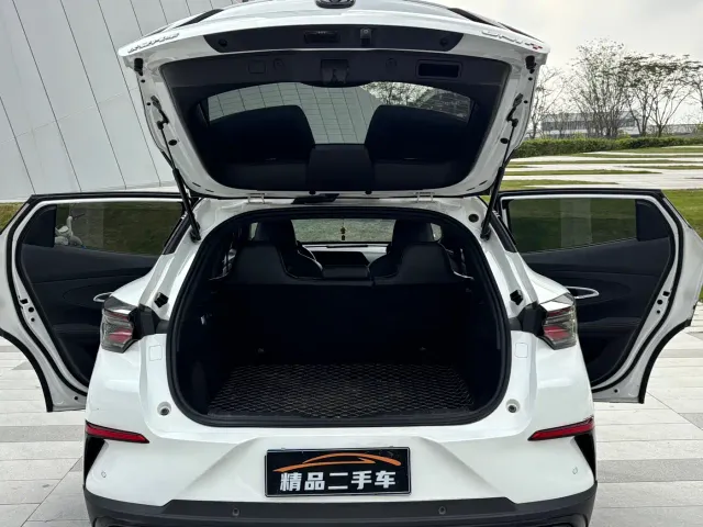 Changan UNI-T — Фото автомобиля 19
