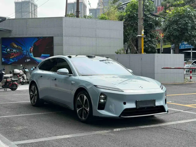 Nio ET5 Touring — Фото автомобиля 4