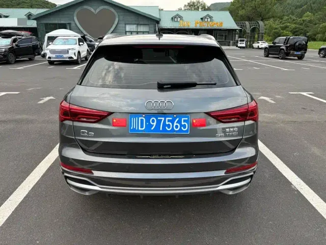 Audi Q3 — Фото автомобиля 5