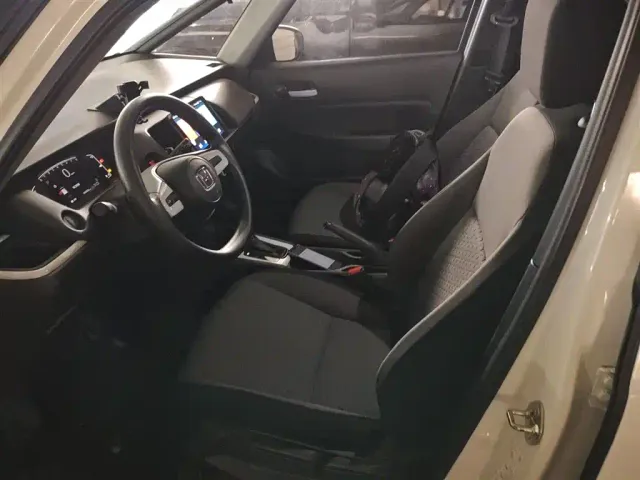 Honda Fit — Фото автомобиля 6