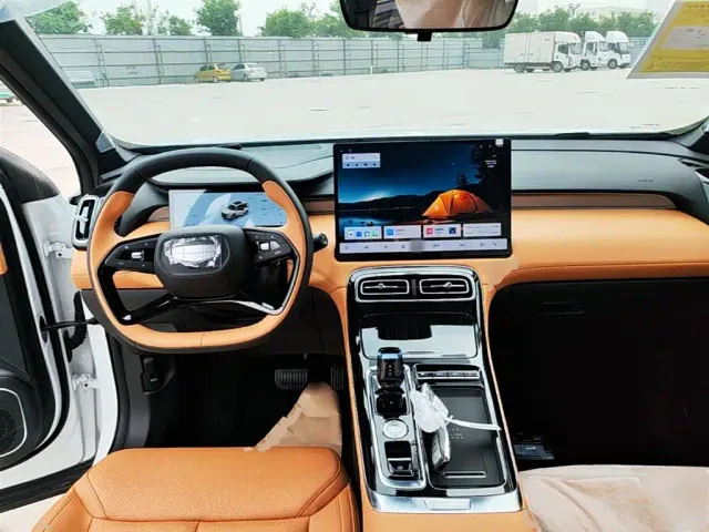 Geely Boyue L — Фото автомобиля 9