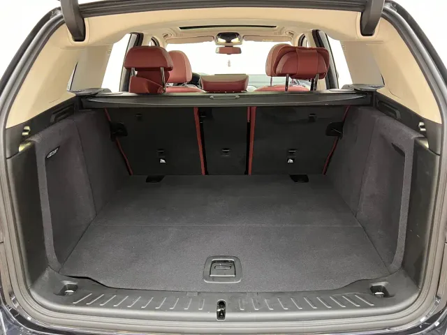 BMW iX3 — Фото автомобиля 29