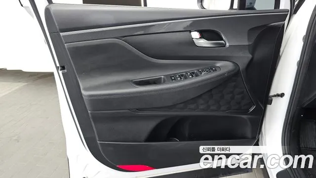 Hyundai Santafe — Фото автомобиля 21