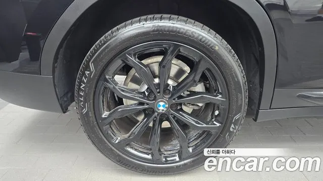 BMW X4 — Фото автомобиля 5