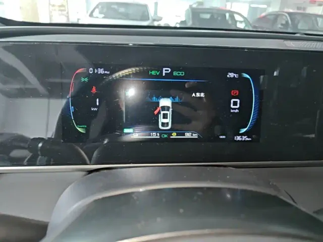 BYD Qin L — Фото автомобиля 11