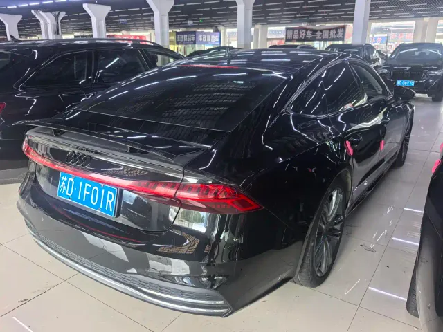 Audi A7 — Фото автомобиля 5