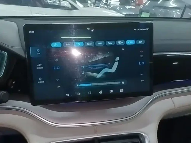 BYD Song PLUS — Фото автомобиля 12