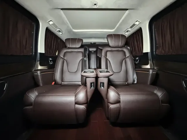 Mercedes-Benz V-Class — Фото автомобиля 7
