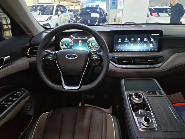 Ford Territory — Фото автомобиля 12