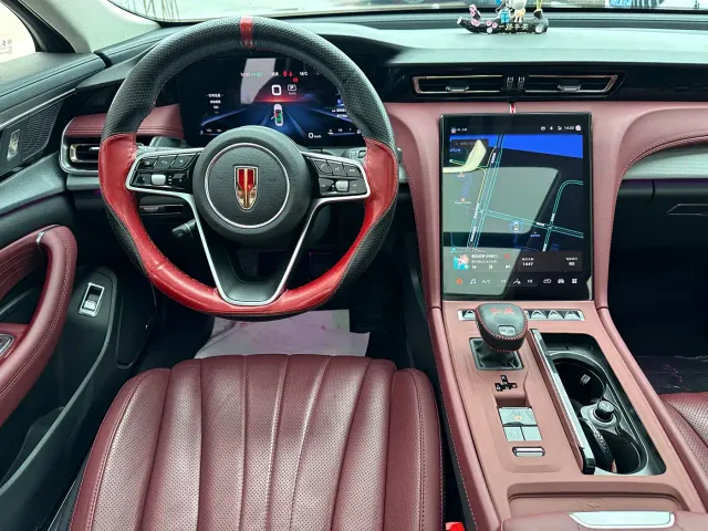 Hongqi H5 — Фото автомобиля 16