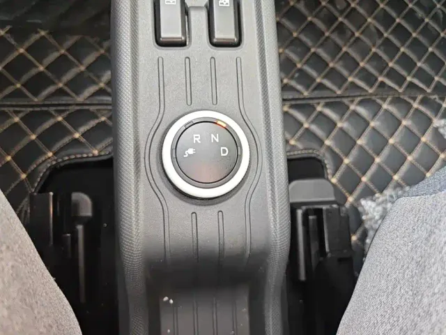 Wuling Hongguang Mini EV — Фото автомобиля 10