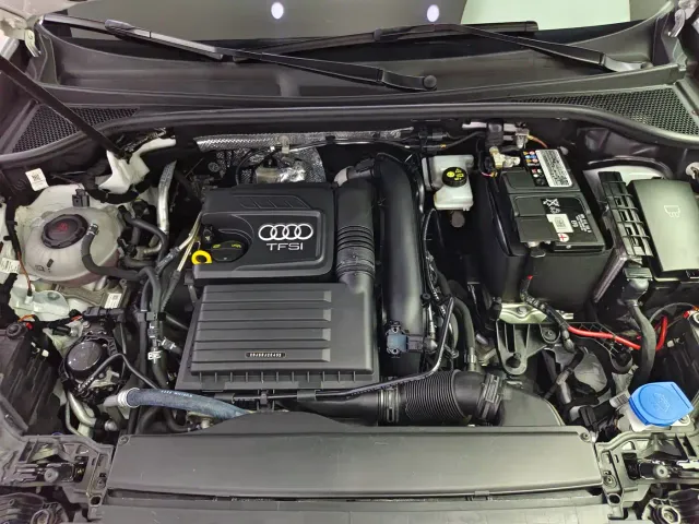 Audi Q3 — Фото автомобиля 16