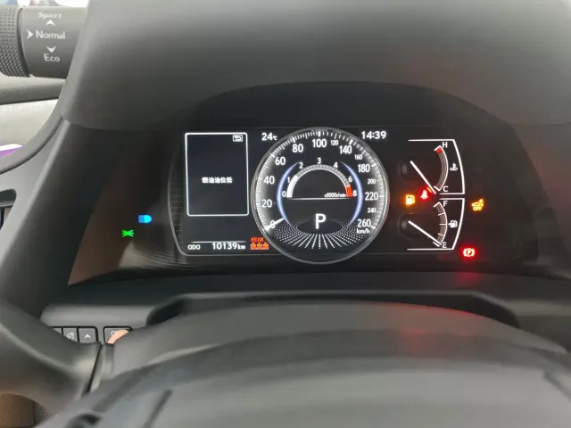 Lexus ES — Фото автомобиля 6