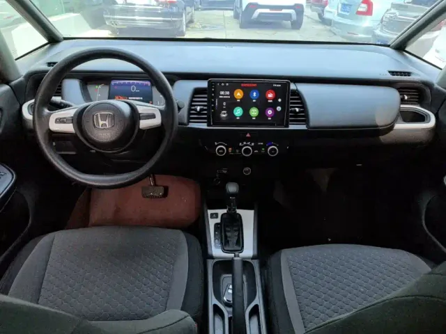 Honda Fit — Фото автомобиля 9