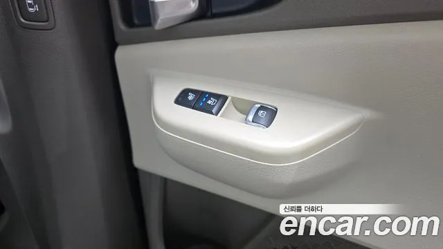 Kia Carnival 4th Gen — Фото автомобиля 24
