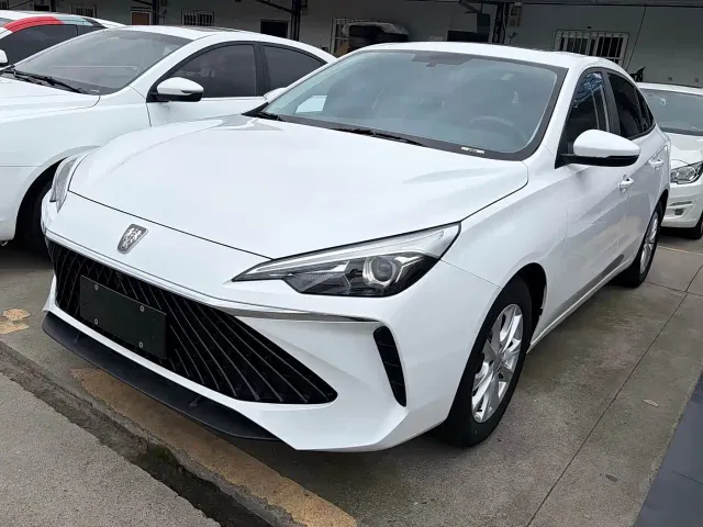 Roewe i5 — Фото автомобиля 2