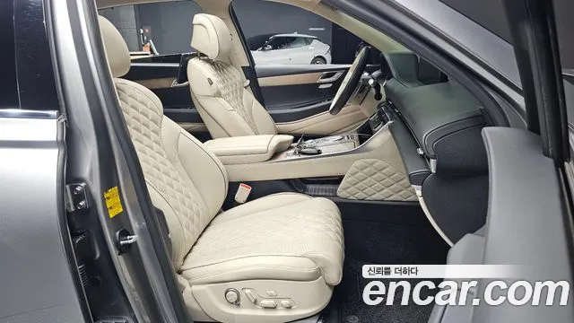 Genesis GV80 — Фото автомобиля 16