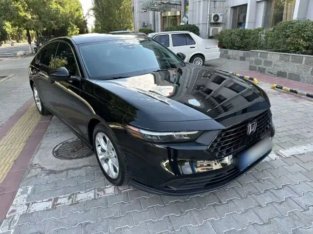 Honda Accord — Фото автомобиля 8