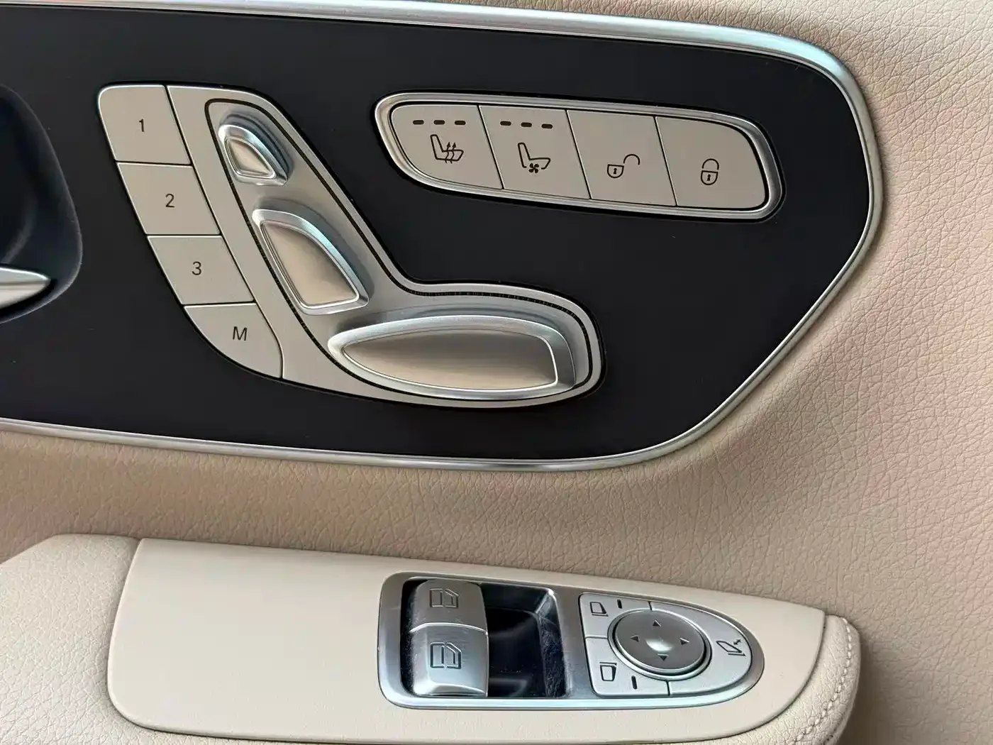 Mercedes-Benz Mercedes-Benz V-Class 2021 V 260 Premium Edition — Фото автомобиля 23
