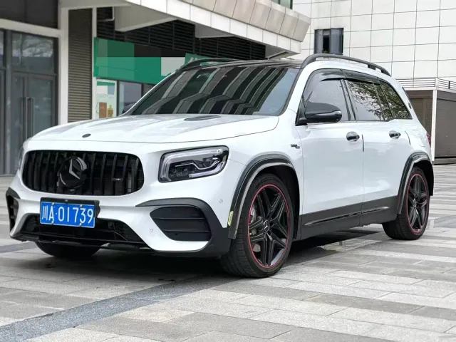 Фотография автомобиля — Mercedes-Benz GLB AMG