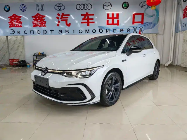 Фотография автомобиля — Volkswagen Golf