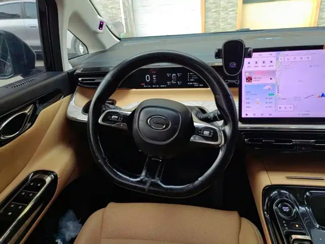 GAC Trumpchi E8 — Фото автомобиля 15
